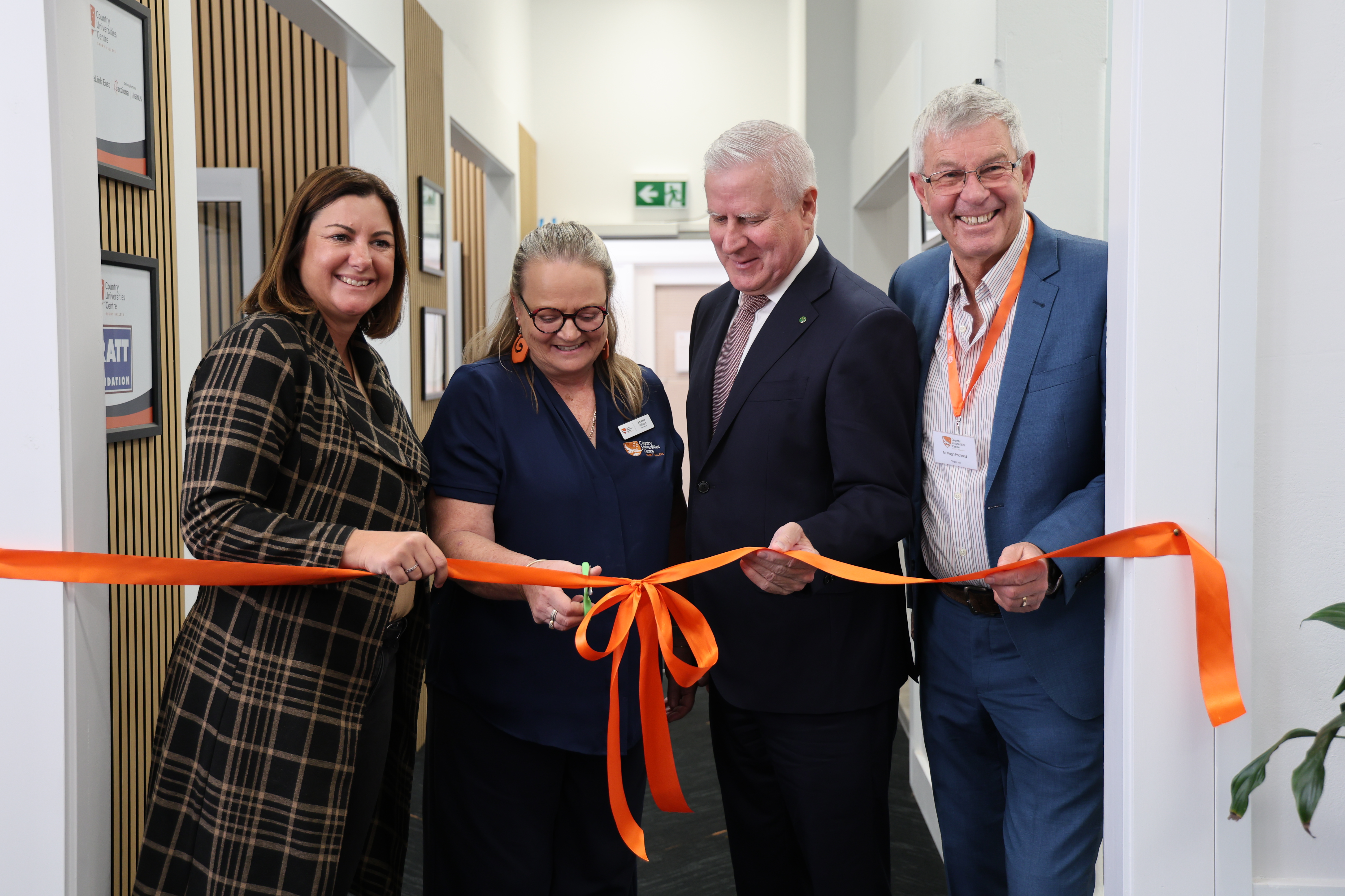 NEW REGIONAL UNIVERSITY STUDY HUB OPENS IN TUMUT  Main Image