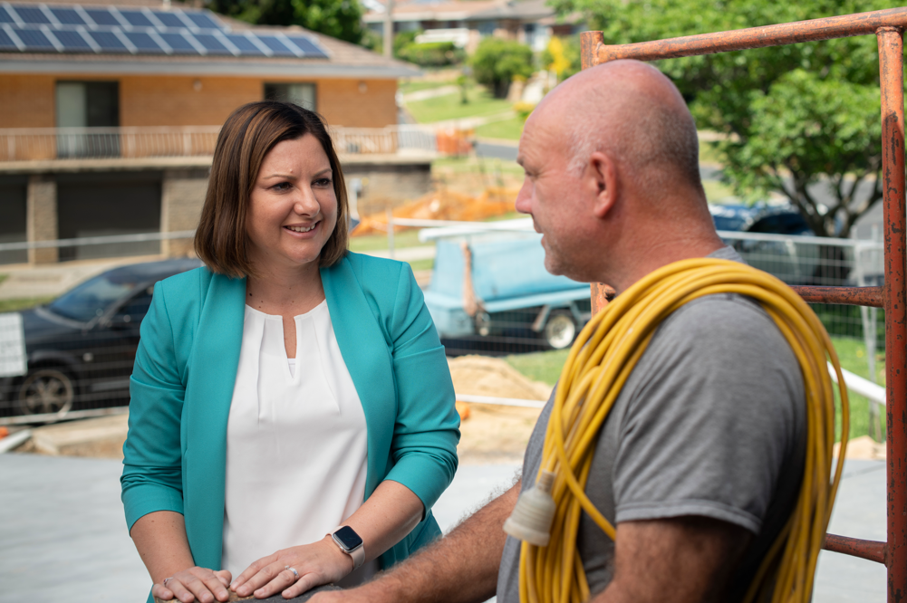 ALBANESE GOVERNMENT TO HELP THOUSANDS OF REGIONAL AUSTRALIANS INTO THEIR FIRST HOME Main Image